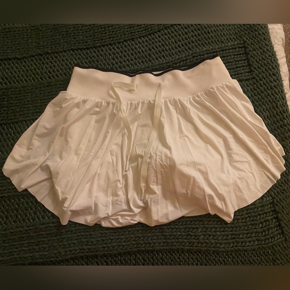 White golf/tennis skirt